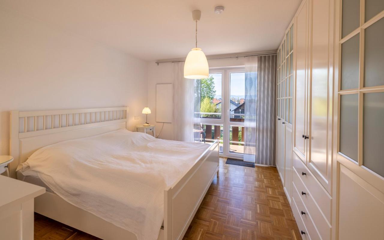 Ferienwohnung Seeblick Mit Blick Auf Die Alpen ヴァッサーブルク エクステリア 写真